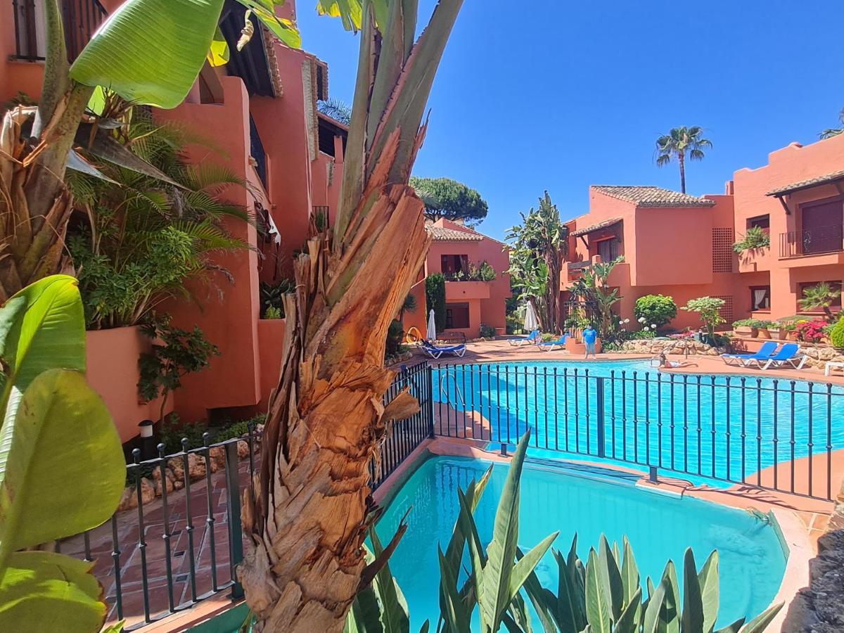 Luxury 2-Bed Apartment In Elviria W Pool מארבלה מראה חיצוני תמונה